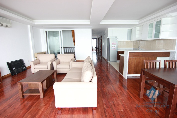 Cosy 03 bedrooms apartment with stunning lakeview for rent in Tay Ho, Ha Noi